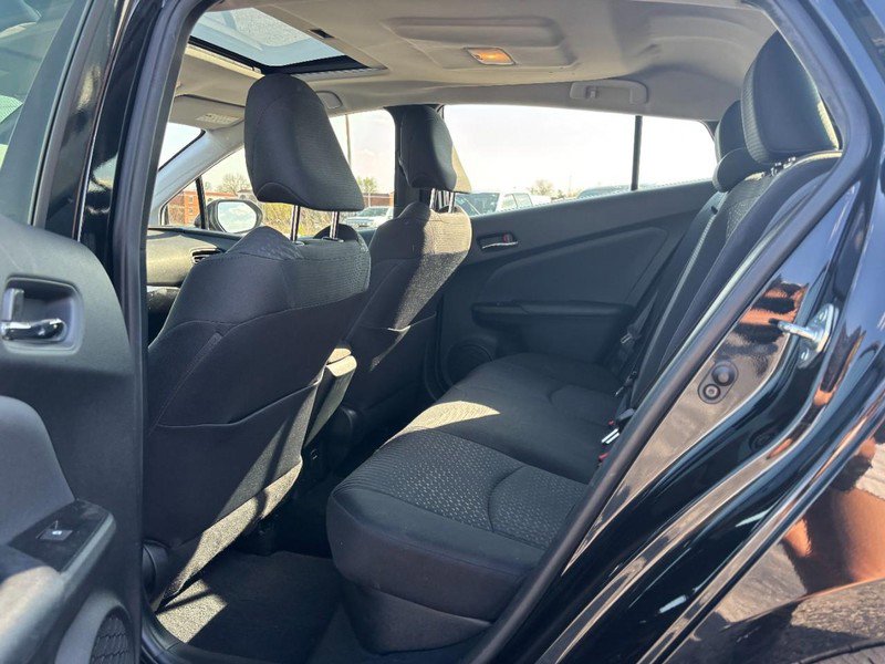 Used 2017 Toyota Prius Two w/ Carpet Mat Package image 12