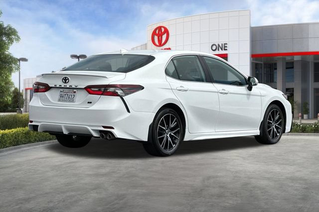Certified 2023 Toyota Camry SE w/ Convenience Package FWD image 5