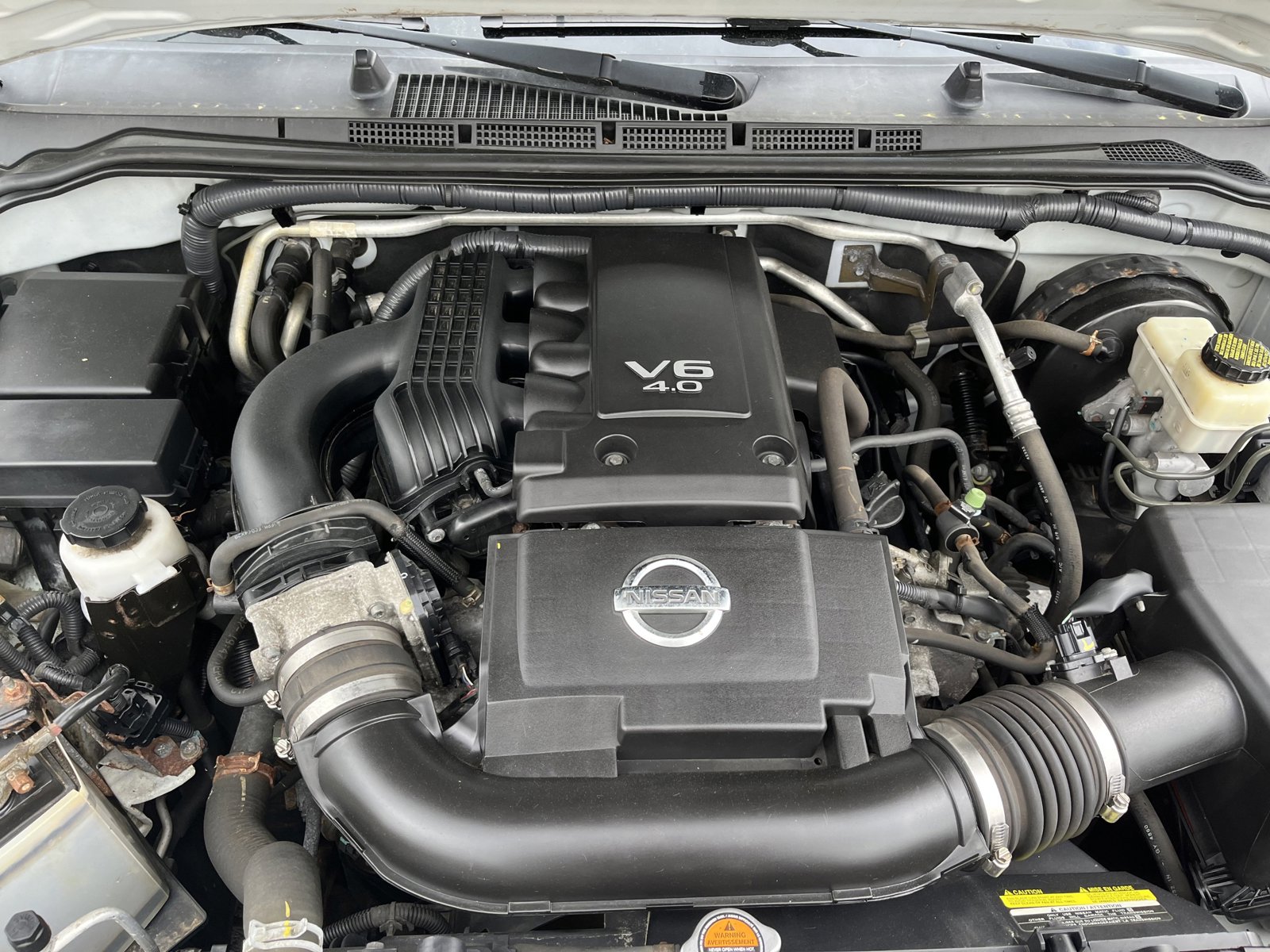 Used 2015 Nissan Frontier SL AWD/4WD image 10