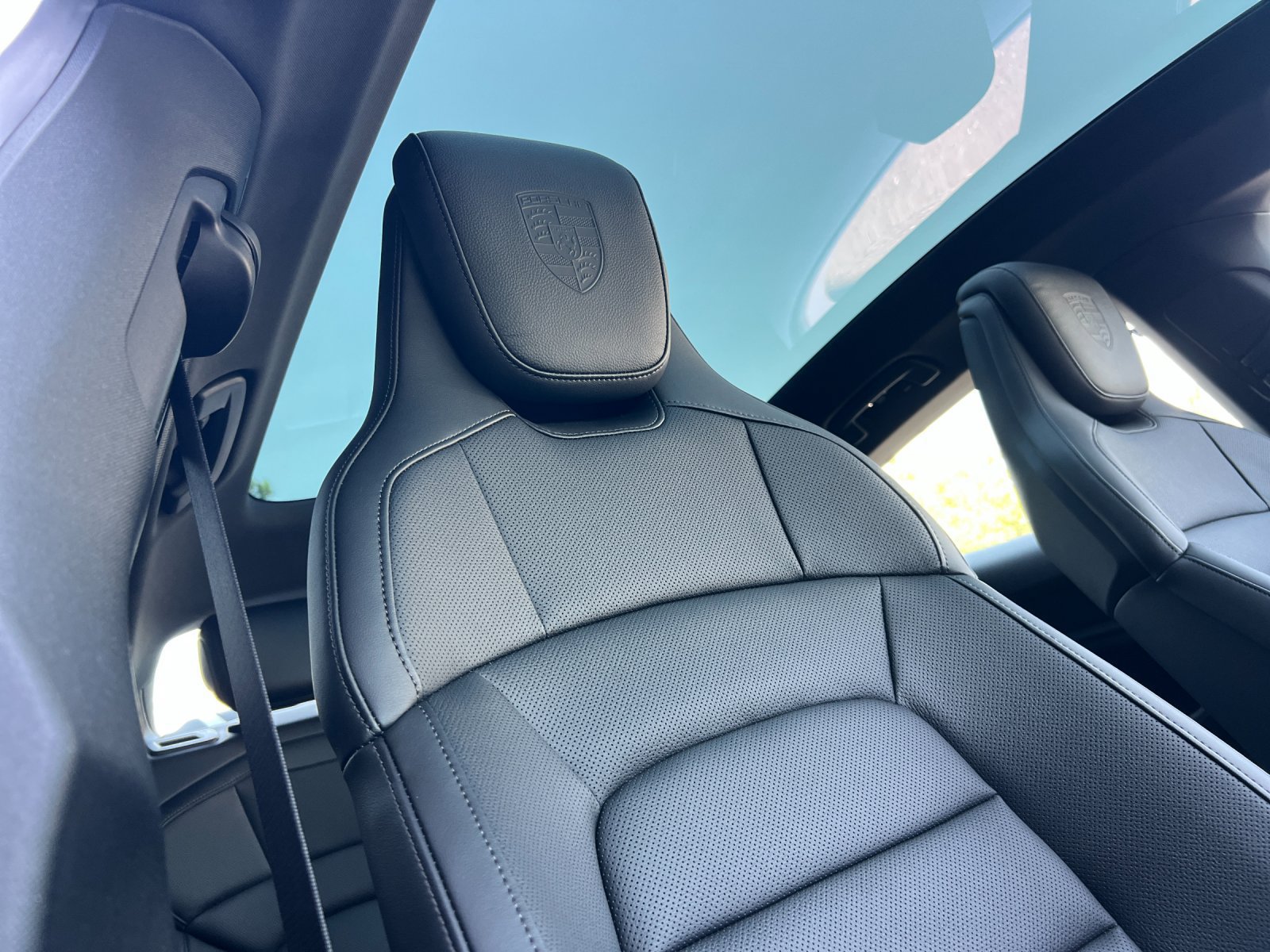 New 2026 Porsche Taycan RWD image 16