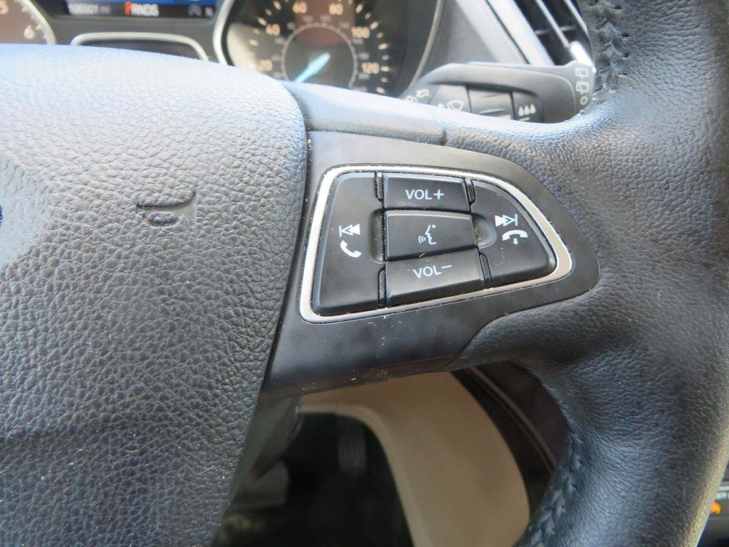 Used 2019 Ford Escape Titanium FWD image 14