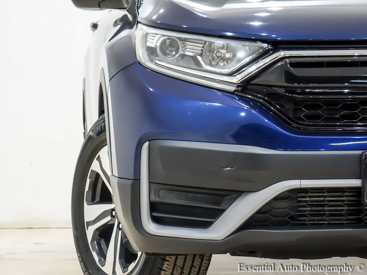 Used 2020 Honda CR-V LX image 6