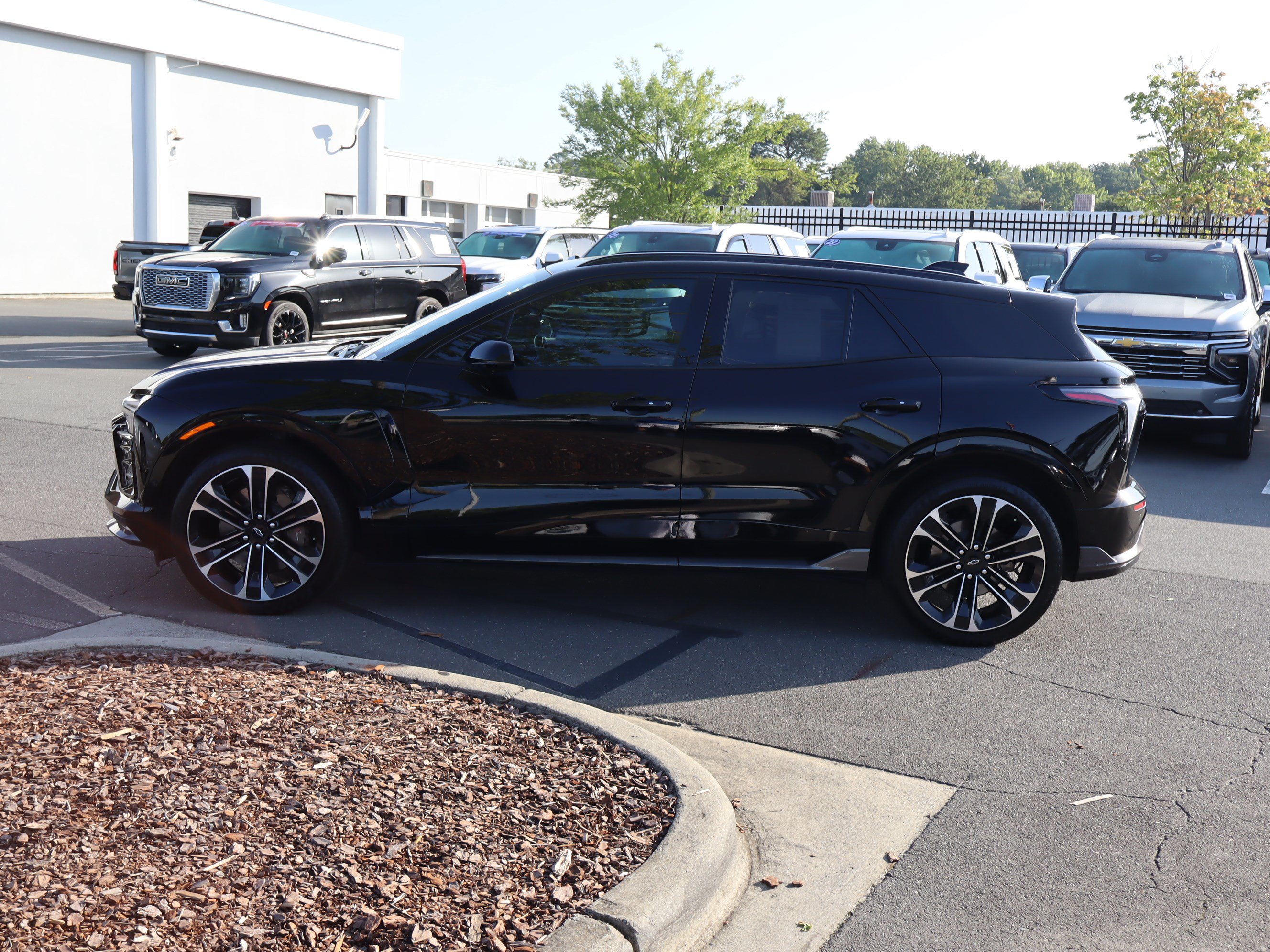 Used 2026 Chevrolet Blazer EV SS w/ Performance Package AWD/4WD image 7