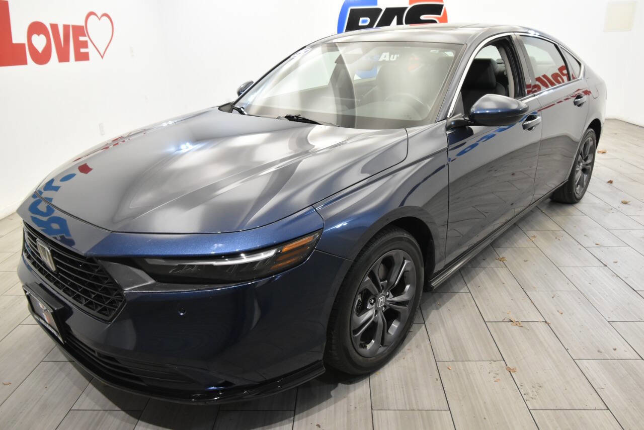 Used 2025 Honda Accord EX-L image 1