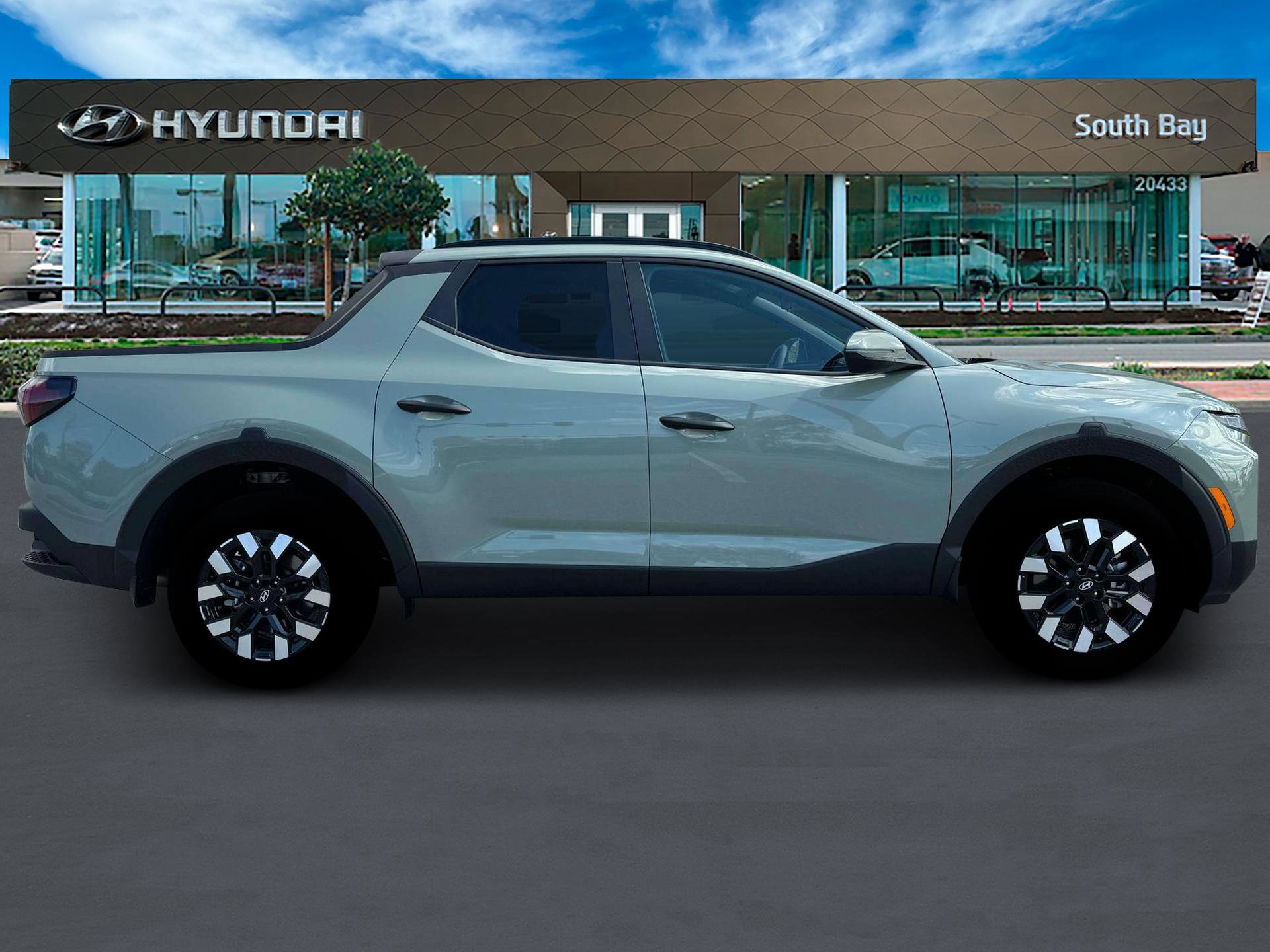New 2025 Hyundai Santa Cruz SEL image 9