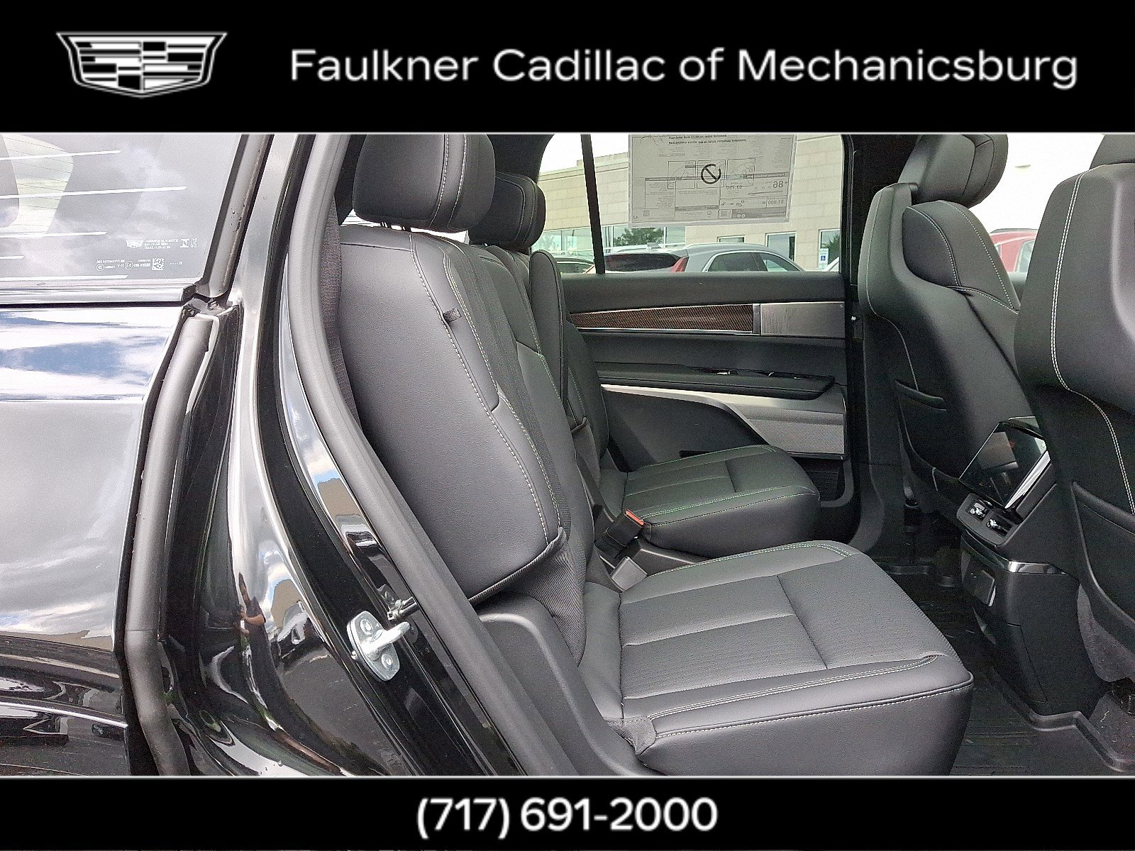 New 2026 Cadillac Vistiq Sport w/ LPO, Floor Liner Package image 19