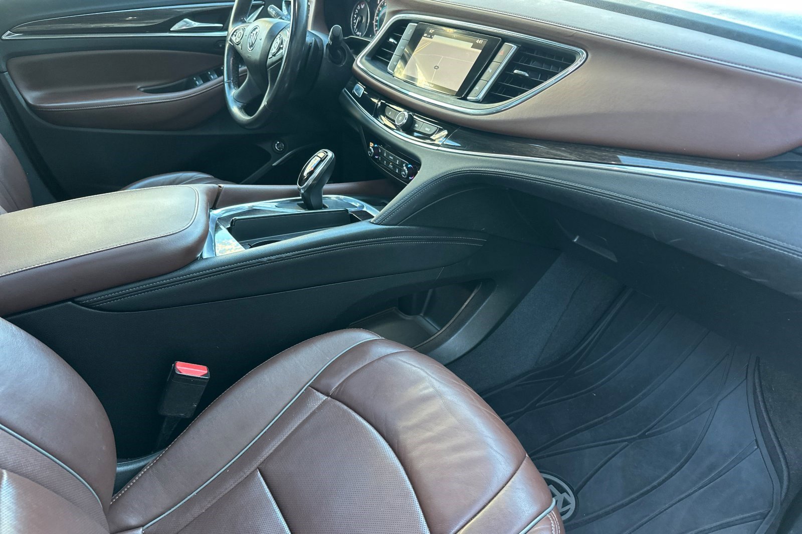 Used 2018 Buick Enclave Avenir w/ Avenir Technology Package image 21