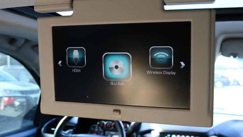 Used 2019 Chevrolet Suburban LT image 22