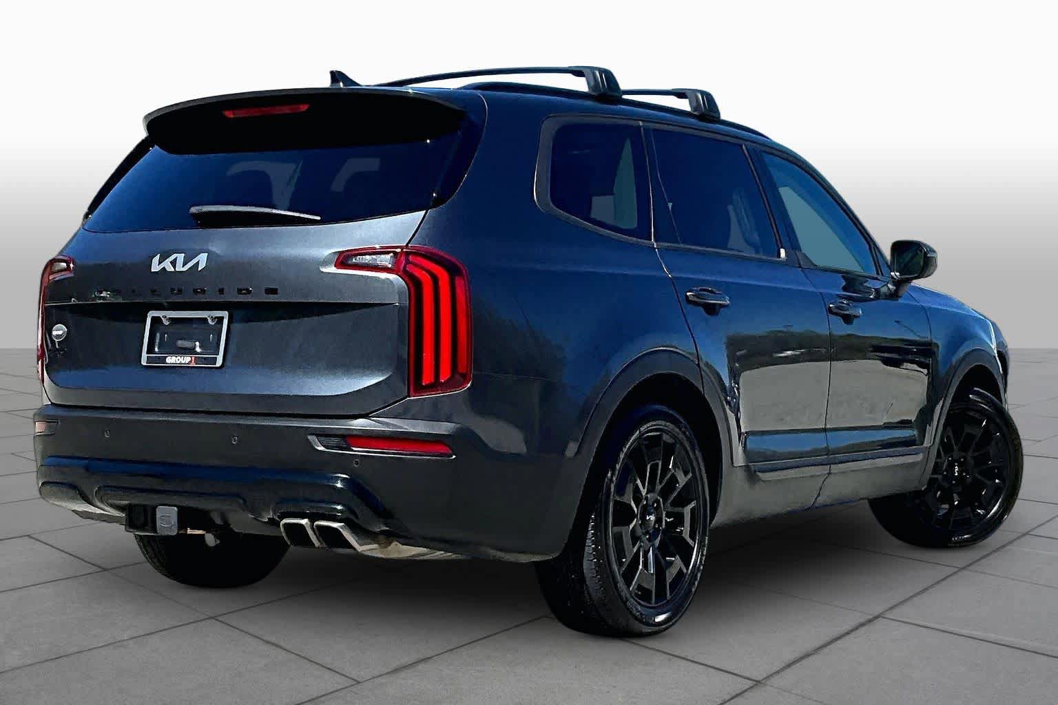 Used 2022 Kia Telluride EX w/ EX Premium Package AWD/4WD image 13