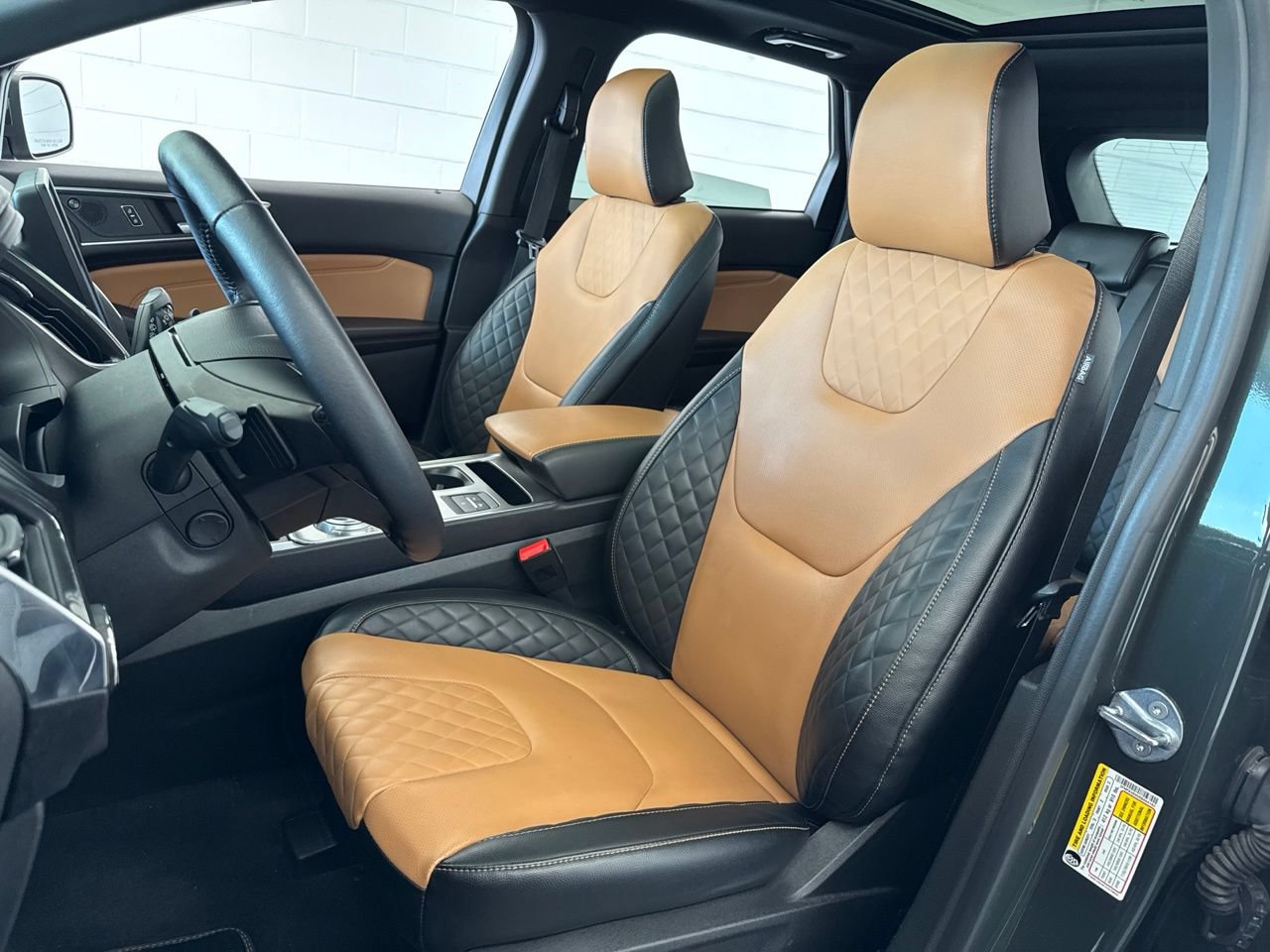 Used 2024 Ford Edge Titanium w/ Titanium Elite Package AWD/4WD image 15