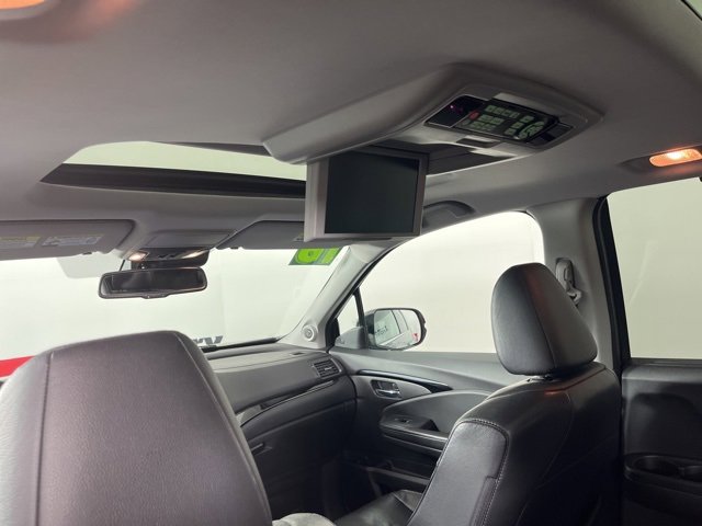 Used 2016 Honda Pilot Elite image 16