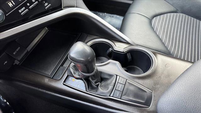 Used 2024 Toyota Camry SE FWD image 16