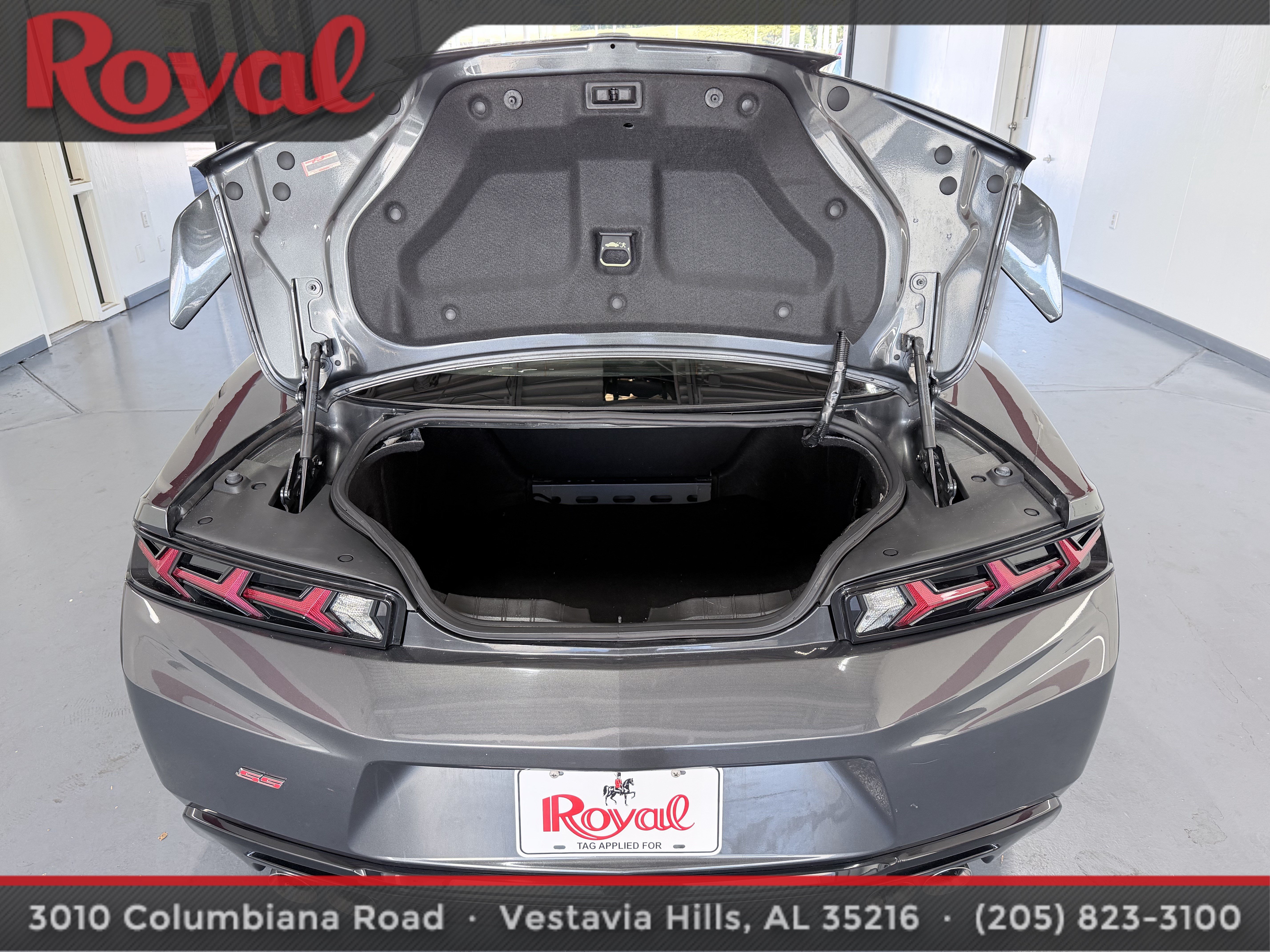 Used 2016 Chevrolet Camaro SS RWD image 6