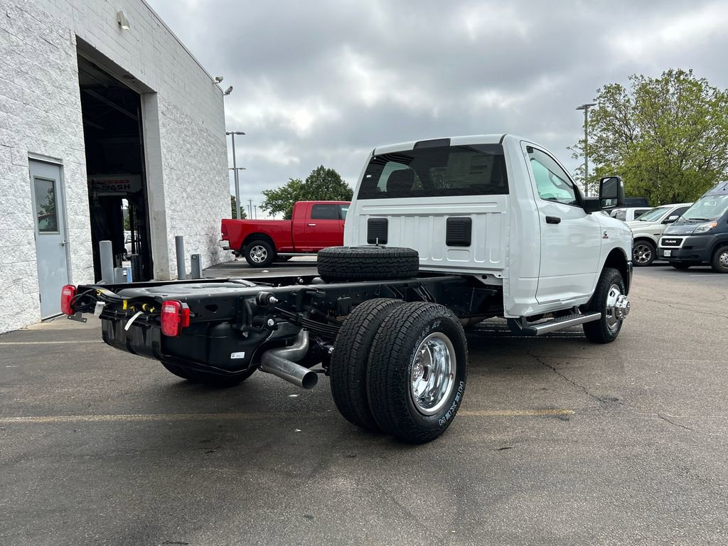 New 2024 RAM 3500 Tradesman image 8
