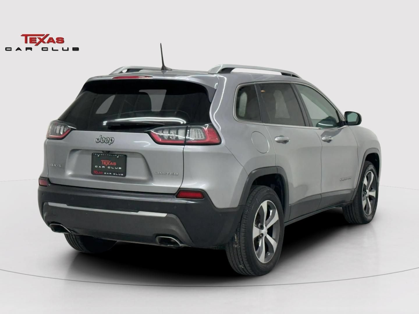 Used 2019 Jeep Cherokee Limited w/ Luxury Group AWD/4WD image 5
