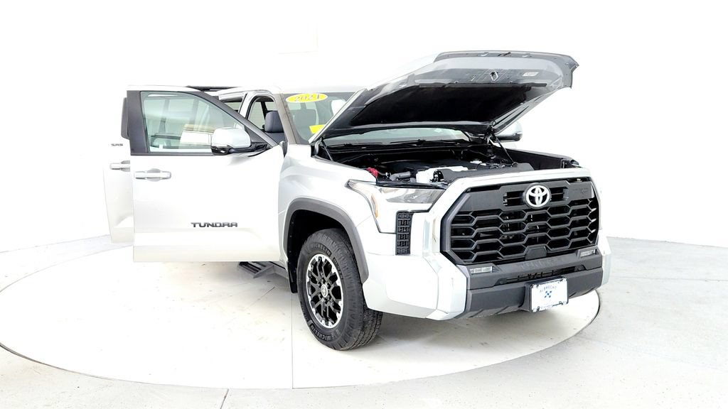 Used 2024 Toyota Tundra SR5 w/ TRD Off-Road Package AWD/4WD image 9