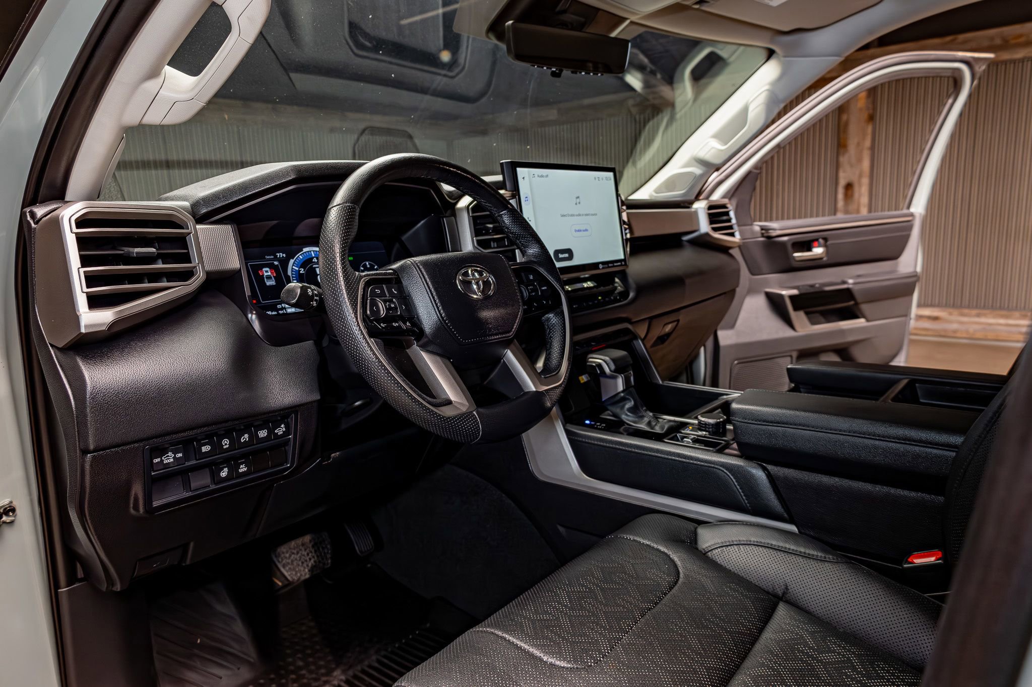 Used 2024 Toyota Tundra Limited image 14