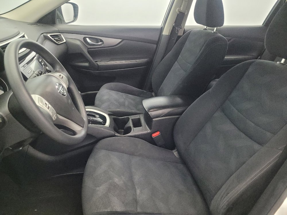 Used 2016 Nissan Rogue S image 17