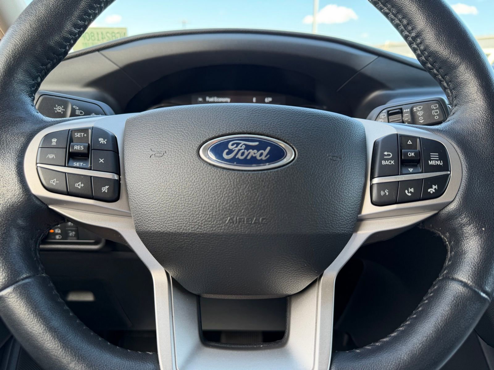 Used 2022 Ford Explorer Limited w/ Equipment Group 301A image 20