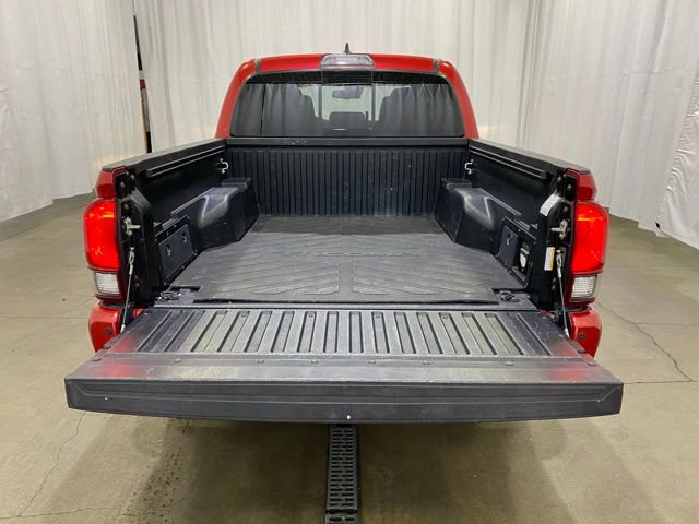 Certified 2018 Toyota Tacoma TRD Off-Road w/ Technology Package image 11