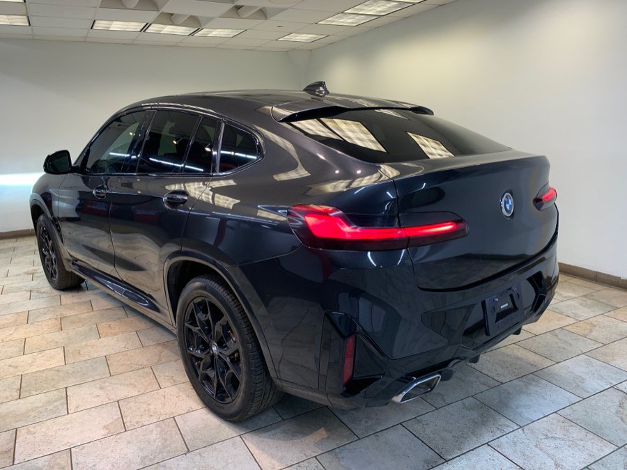 Used 2023 BMW X4 xDrive30i w/ M Sport Package AWD/4WD image 9