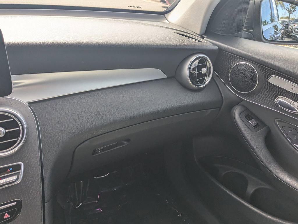 Certified 2021 Mercedes-Benz GLC 300 4MATIC image 16