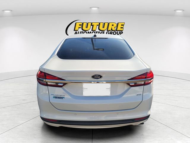 Used 2017 Ford Fusion Energi SE FWD image 4