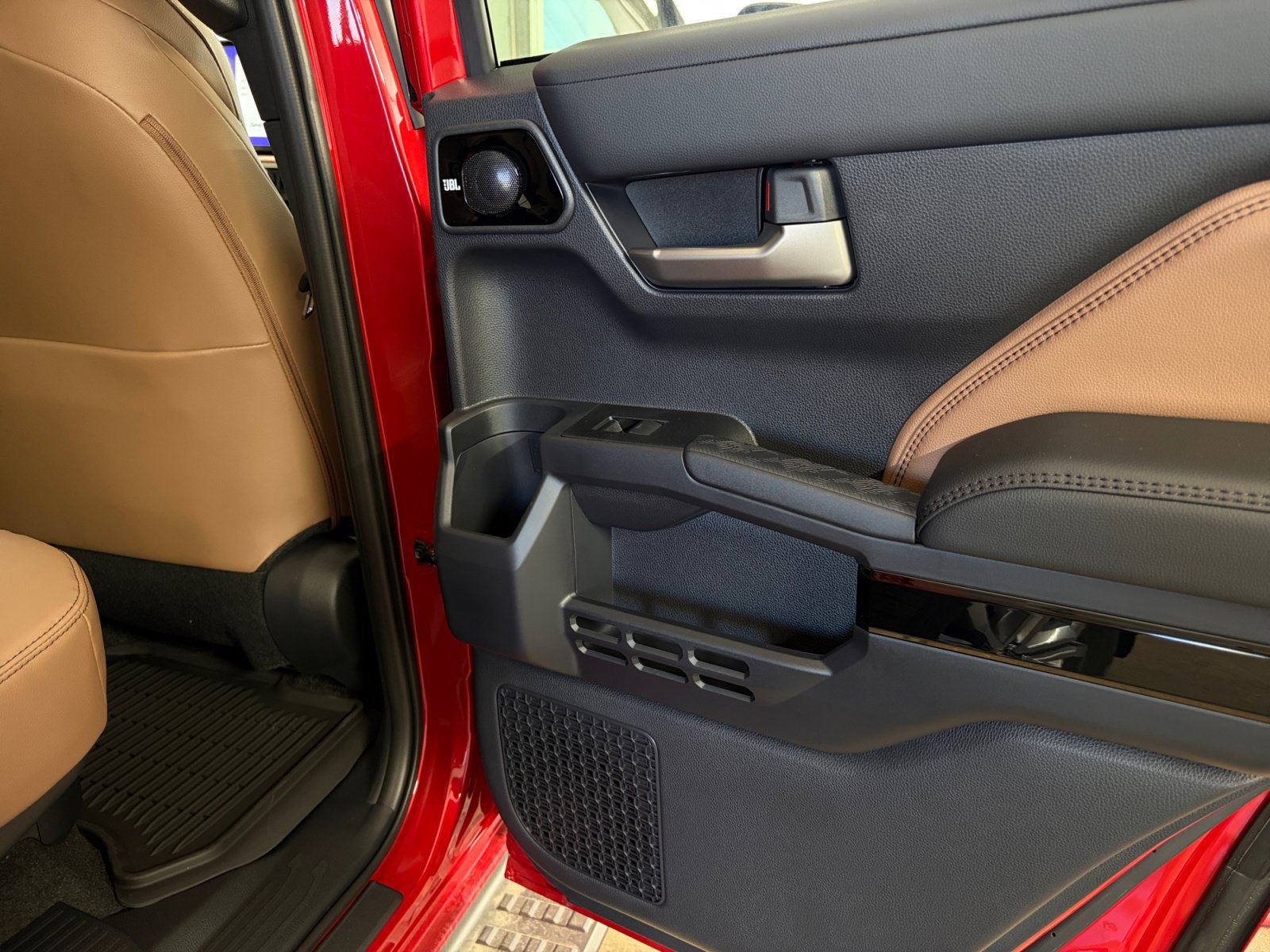 New 2026 Toyota 4Runner Limited AWD/4WD image 36