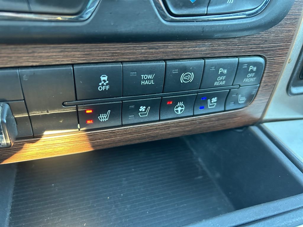 Used 2017 RAM 3500 Laramie AWD/4WD image 36