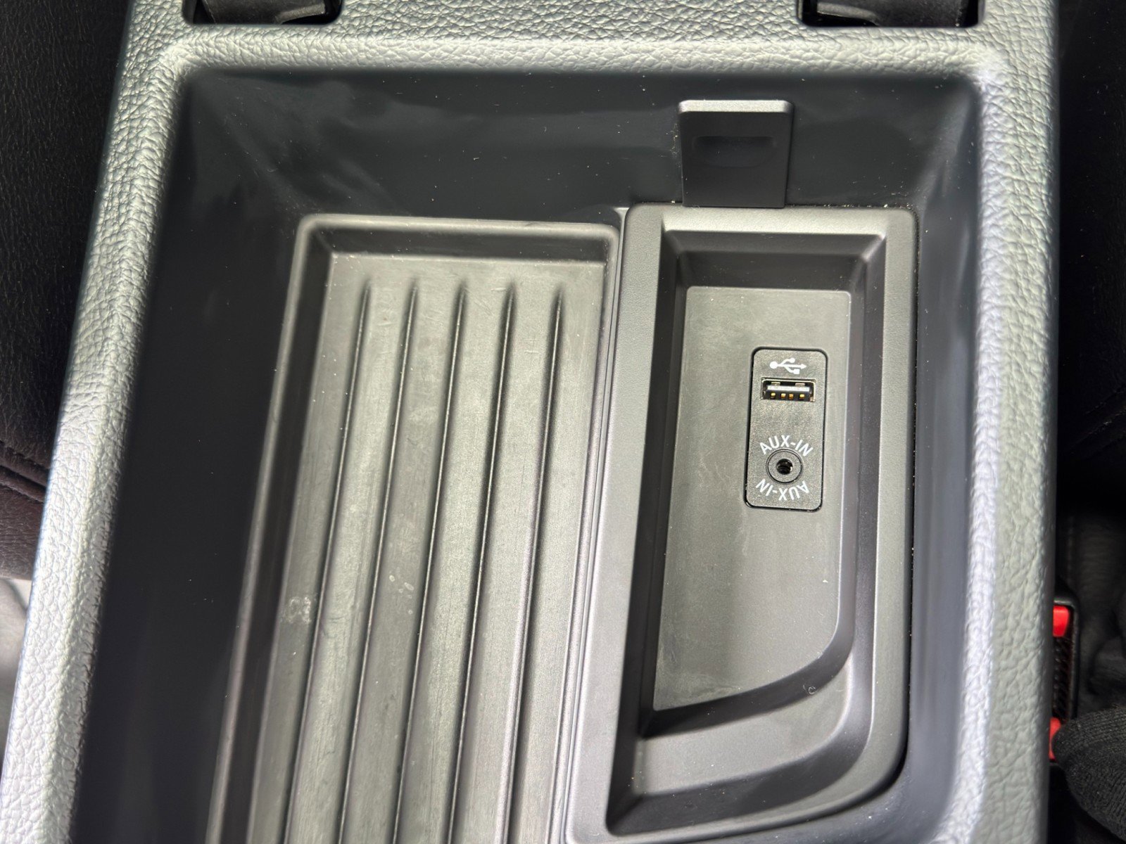 Used 2017 BMW 320i xDrive Sedan image 28