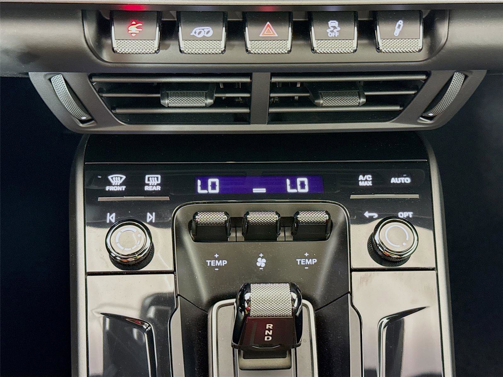 Used 2025 Porsche 911 Carrera image 16