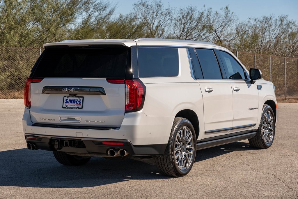 Used 2023 GMC Yukon XL Denali Ultimate w/ LPO, Floor Liner Package image 7