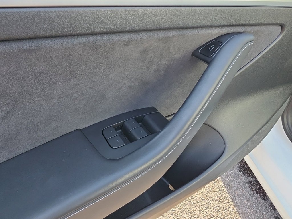 Used 2022 Tesla Model 3 Long Range image 12