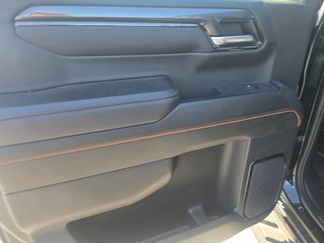 Used 2024 GMC Sierra 1500 AT4 w/ Technology Package AWD/4WD image 13