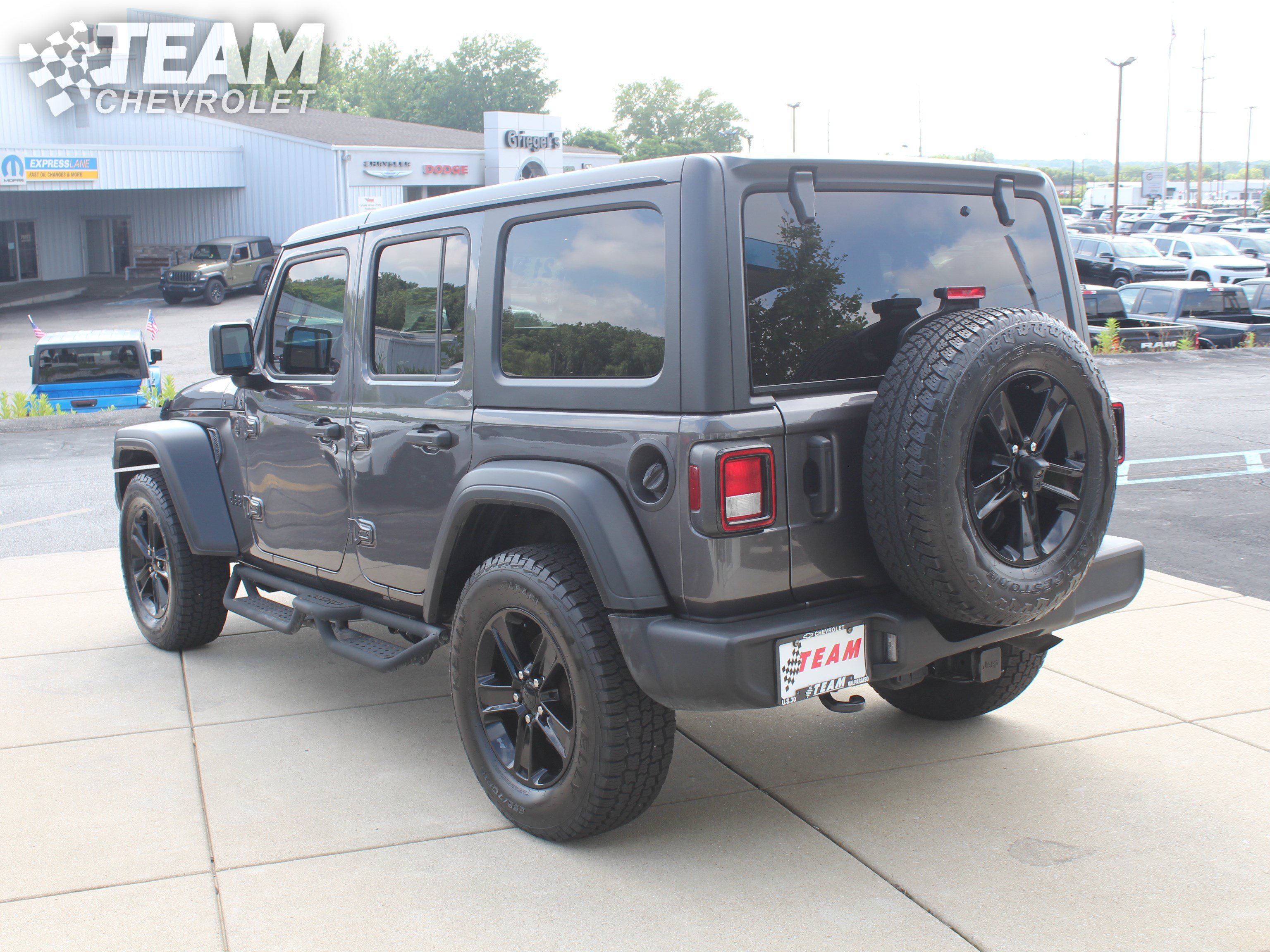 Used 2021 Jeep Wrangler Unlimited Sport AWD/4WD image 6