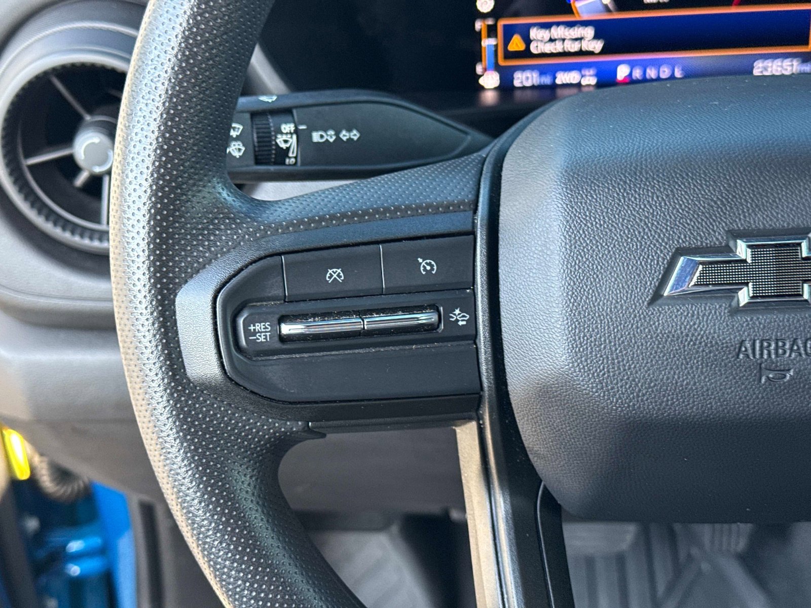 Used 2023 Chevrolet Colorado Trail Boss image 30