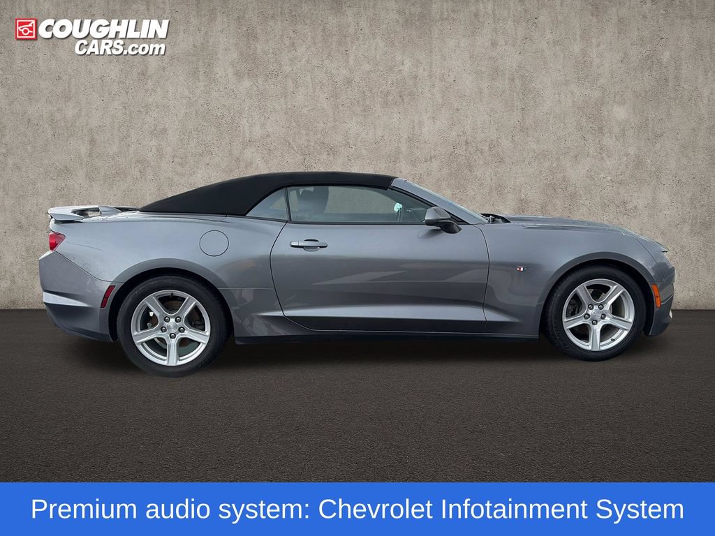 Used 2020 Chevrolet Camaro LT RWD image 10