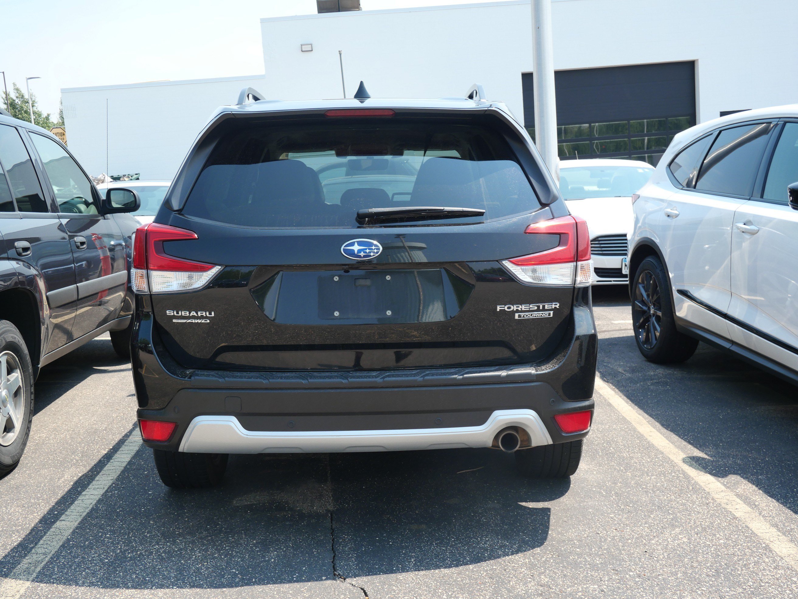 Used 2019 Subaru Forester Touring w/ Popular Package #3 AWD/4WD image 4