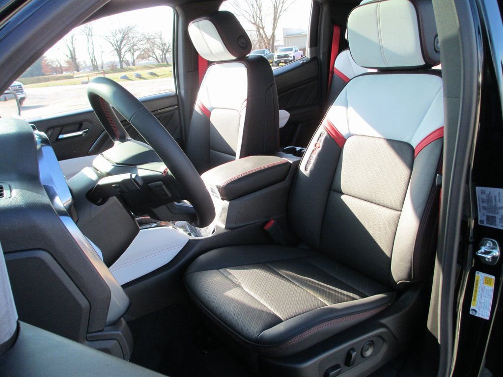 New 2026 GMC Canyon AT4X image 12