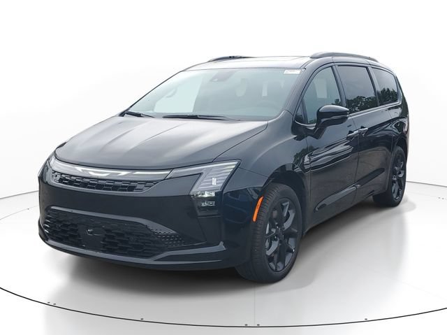 New 2027 Chrysler Pacifica Limited w/ Family Tech Group AWD/4WD image 2