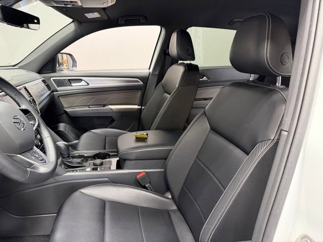 Used 2022 Volkswagen Atlas Cross Sport SE AWD/4WD image 15