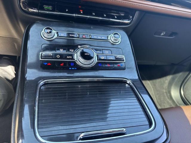 Used 2022 Lincoln Nautilus Reserve w/ Equipment Group 201A AWD/4WD image 32
