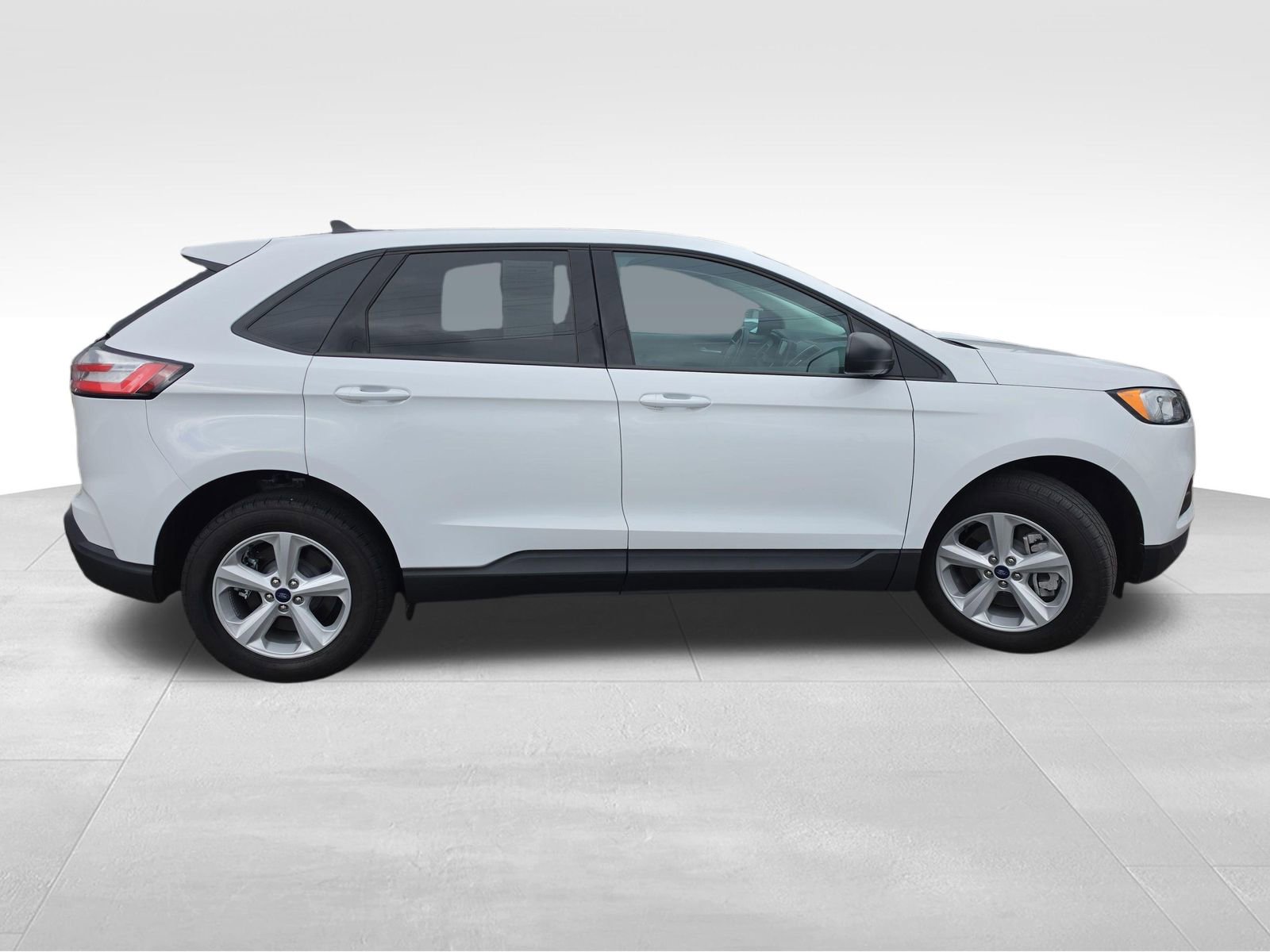 Used 2022 Ford Edge SE AWD/4WD image 7
