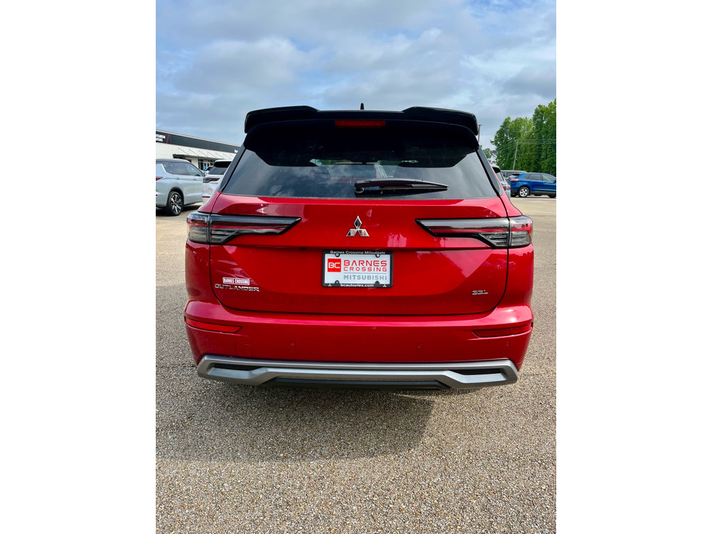 New 2026 Mitsubishi Outlander SEL FWD image 7