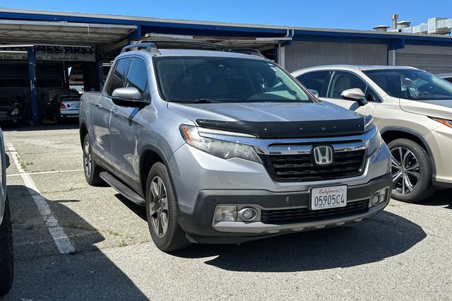 Used 2017 Honda Ridgeline RTL-E image 2