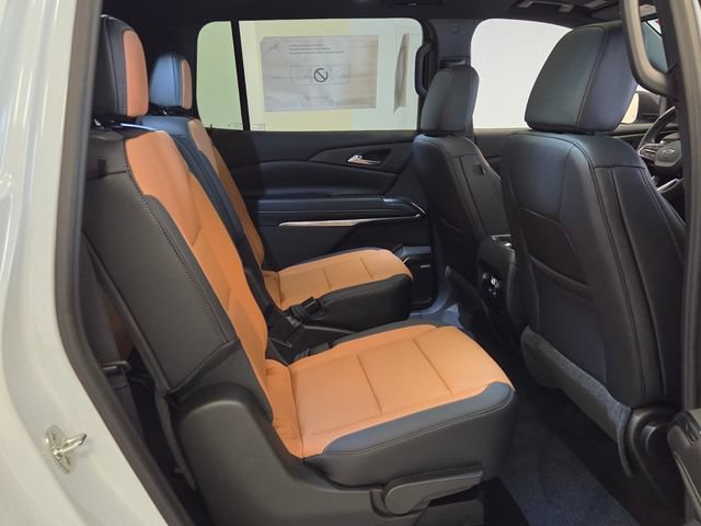 New 2027 Chevrolet Traverse Z71 w/ Enhanced Driving Package AWD/4WD image 19