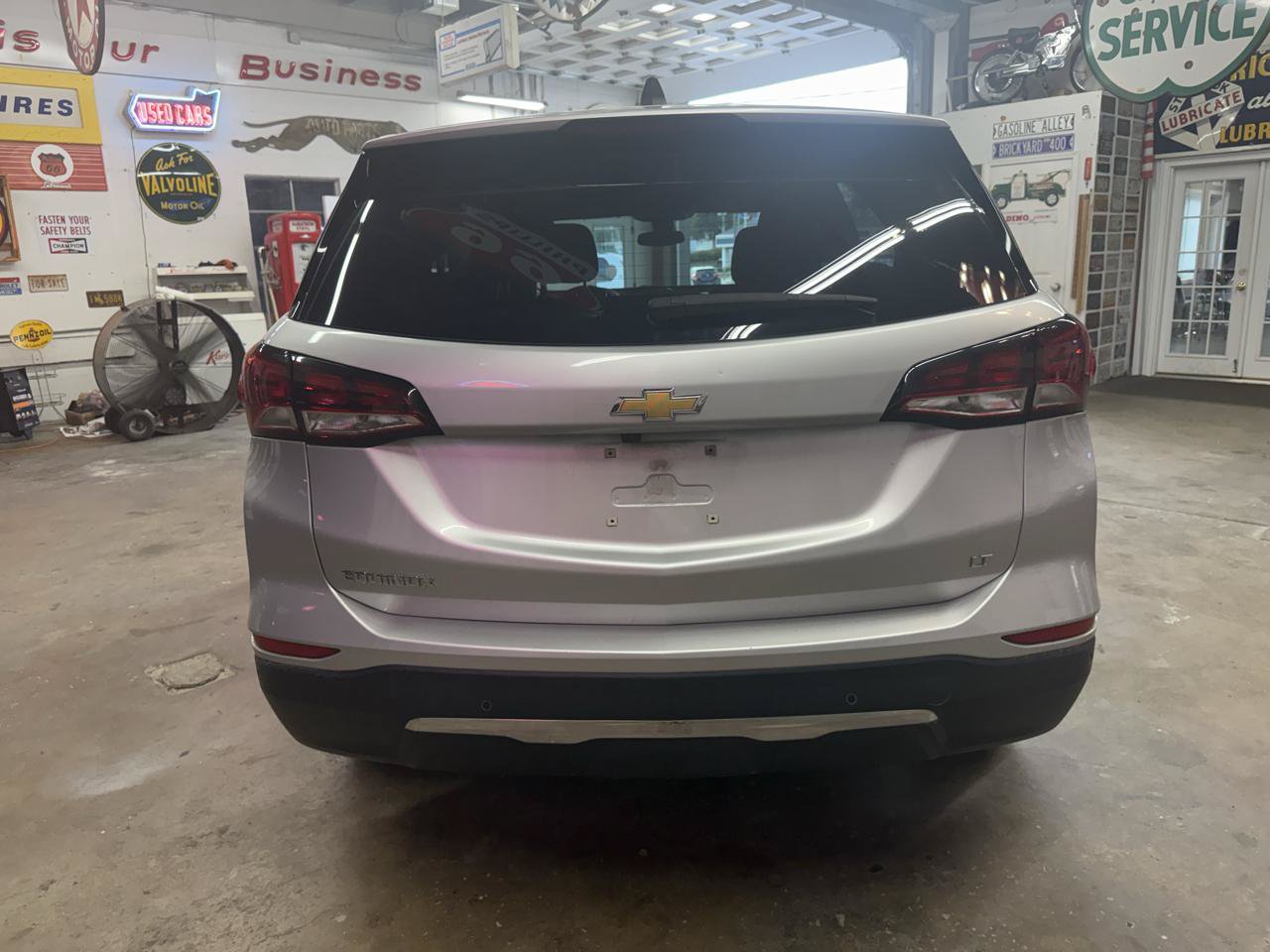 Used 2022 Chevrolet Equinox LT FWD image 4