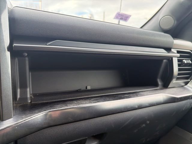 Used 2022 Ford F150 Lariat w/ Equipment Group 502A High image 37