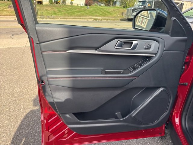 New 2026 Ford Explorer ST-Line image 14