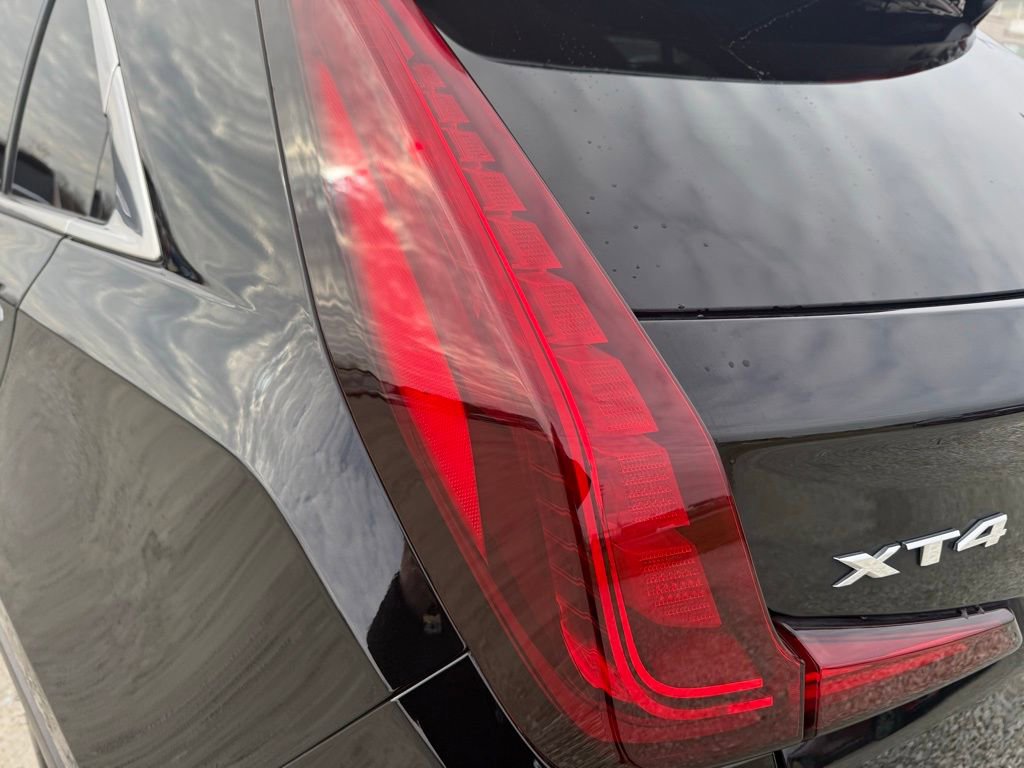 Used 2019 Cadillac XT4 Premium Luxury w/ Cold Weather Package image 10